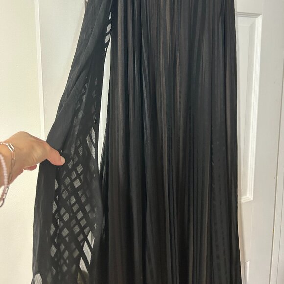 BCBG dress - Picture 3 of 4